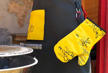 Load image into Gallery viewer, Bag to Life Galley BBQ Glove - right hand oven mitt